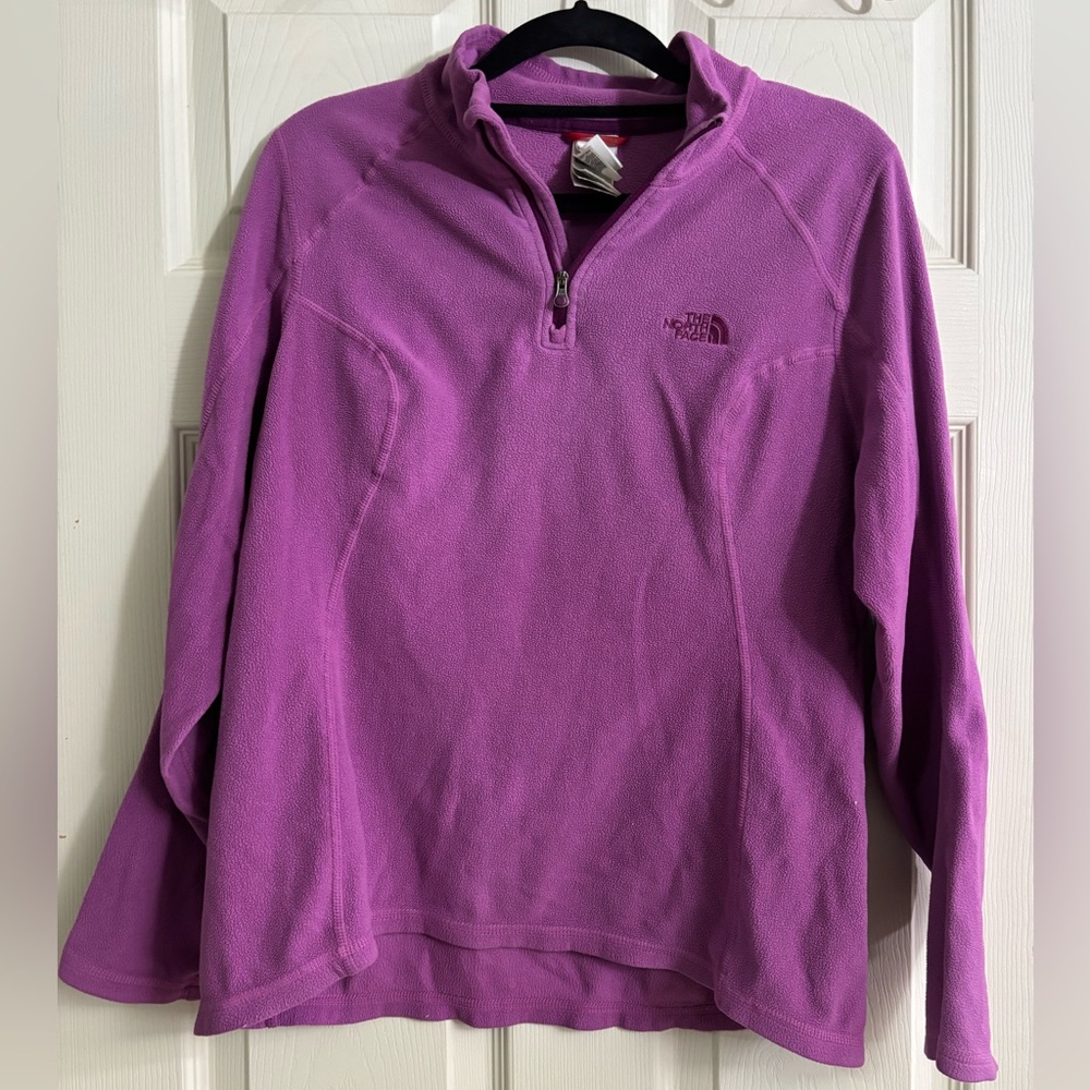 The North Face Women's Vibrant Purple Fall Winter Quarter-Zip Fleece Pullover